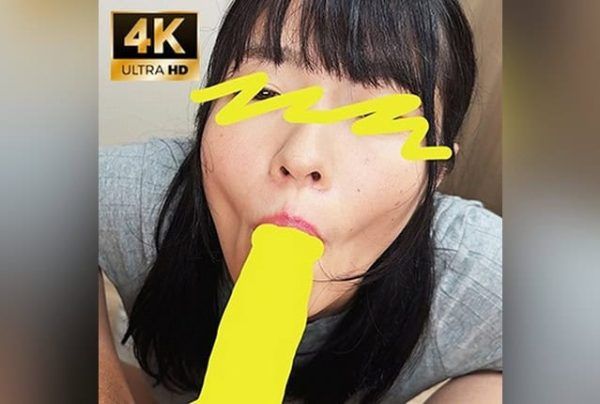 [FC2-PPV-4626582] A baby-faced girl with expert-level licking skills uses her long tongue to bring a penis to ejaculation [Oral No.50].