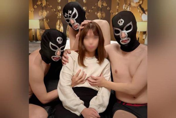 [FC2-PPV-4664861] Compilation of 4P group sex with a submissive, unsatisfied flight attendant.