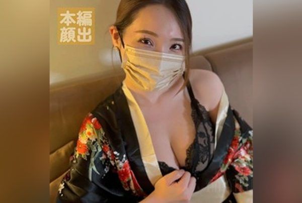 [FC2-PPV-4668098] A photographer and a gravure model secretly filmed themselves at a hot spring location