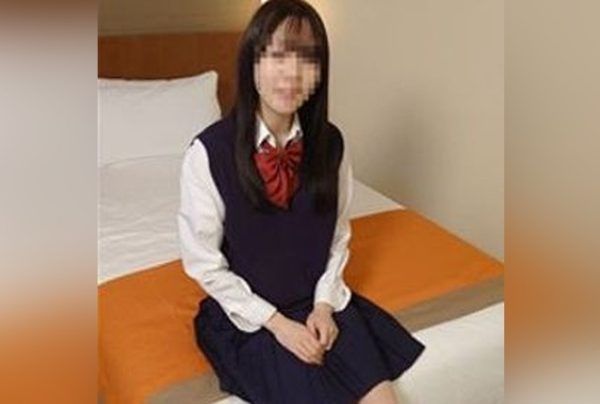 [FC2-PPV-4665815] [Uncensored, uniform costume] First come, first served 500pt, raw creampie with a beautiful woman with beautiful legs and a slender body that could get pregnant at any time [High quality with bonus]