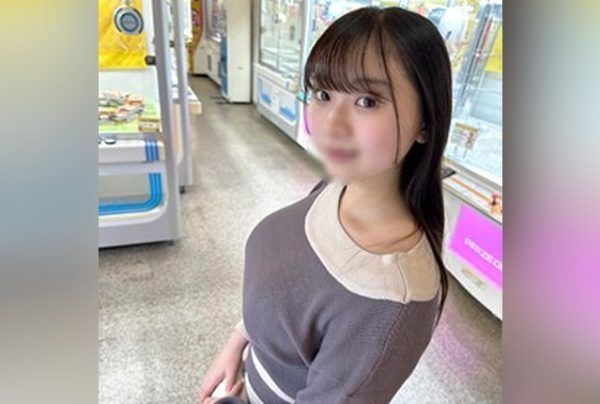 [FC2-PPV-4699874] 990 points until the 24th!! *G-cup 20-year-old couldn’t hold back during a date and immediately fucked “I’m going to break…” A perverted man impregnates her