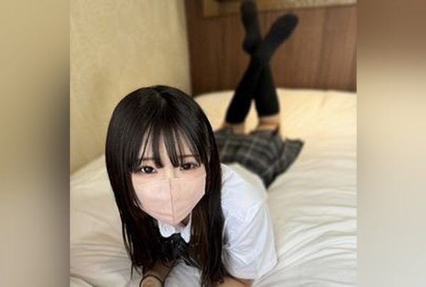 [FC2-PPV-4719229] Foot fetish must-see! [Handjob] [Foot cumshot] After observing slender small tits beauty’s beautiful legs and soles, oil handjob. Stepped on cock, jerked, finally massive shot on feet dirtying them. *Bonus available