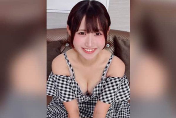 [FC2PPV-4761557] [Gorgeous 6 shots] Beautiful female vocalist from a natural G-cup amateur band, the secret video cameraman who tainted the overwhelming golden-big body, can’t hold back and burst into the scene