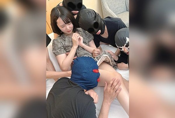 [FC2-PPV-4776978] Mayu-chan’s final chapter The end of the story of the woman who cut me off is to be creampied by 6 men and become pregnant. Her beautiful legs with outstanding style have been creampied continuously.