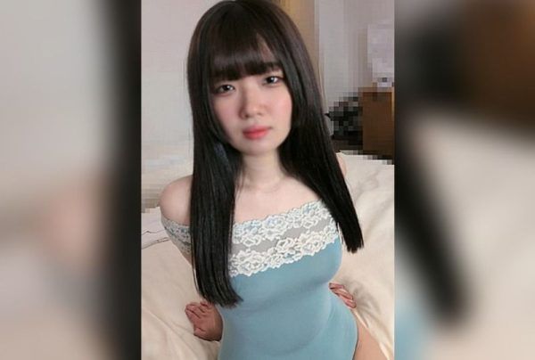 [FC2-PPV-4800629] I’m Sorry, I Can’t Go Out Today! Reuniting with Moe-chan After 8 Months: Her Scented Pussy on a Dangerous Day, But Taking the Special Chance to Creampie Her 19-Year-Old Pussy