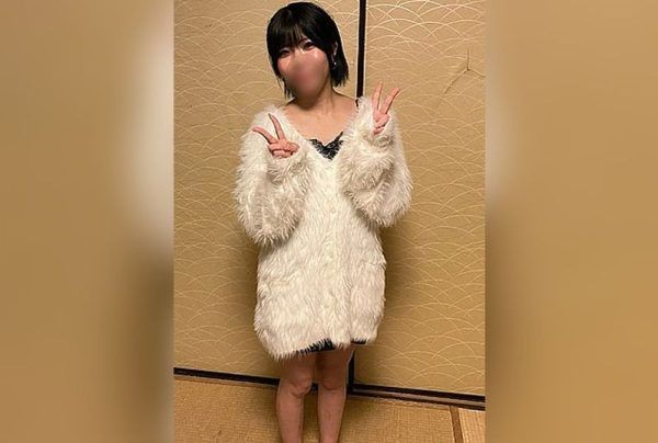 [FC2-PPV-4822674] I photographed a very energetic girl with a cute smile who looks younger than 22, and I was surprised by her occupation and lovely dimples.